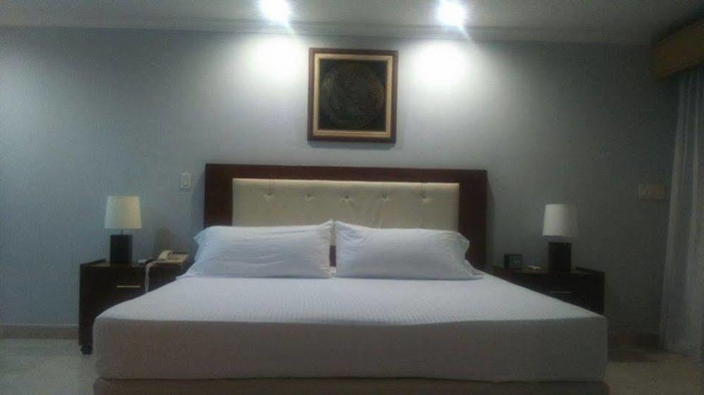 Casa Bella Suites Cali Esterno foto